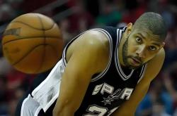 足彩网首页-NBA打球最干净的球员都有谁？巴蒂尔0恶犯，甜瓜够干净