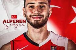 足彩足球-84-64！阿尔佩伦·申京助土耳其四连胜，新季或成火箭内线核心！