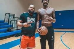 足彩-新援开练，电风扇专項(xiàng)训练，助力新赛季融入火箭