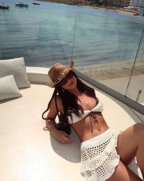 太阳报：乌加特社媒公开与姆巴佩前任恋情，姆巴佩本人点赞