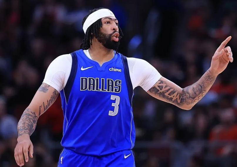 斯科蒂巴恩斯：猛龙的潜力新星，全能型前锋的未来。