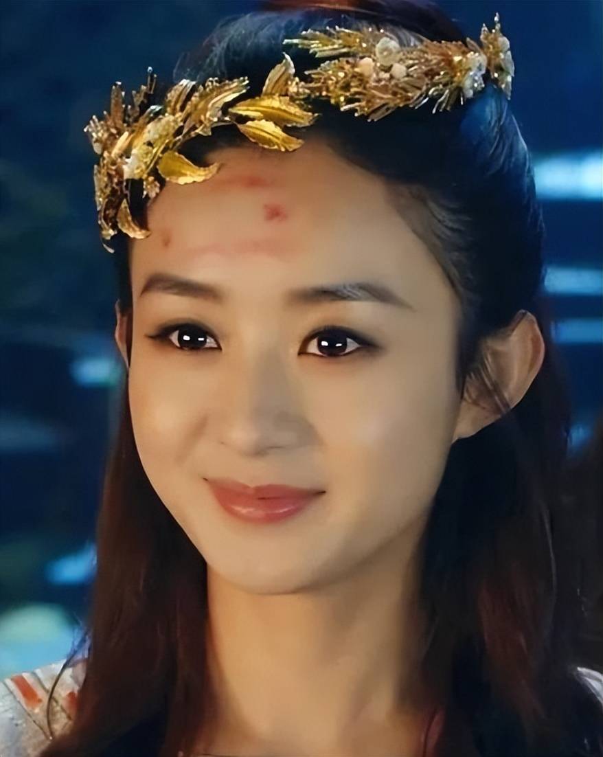 朱琳算不算顶级美人？对比赵丽颖，答案一目了然。