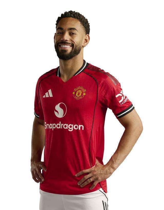 可能是B费以来最佳签约!曼联已启动谈判,计划引进姆巴佩2.0”