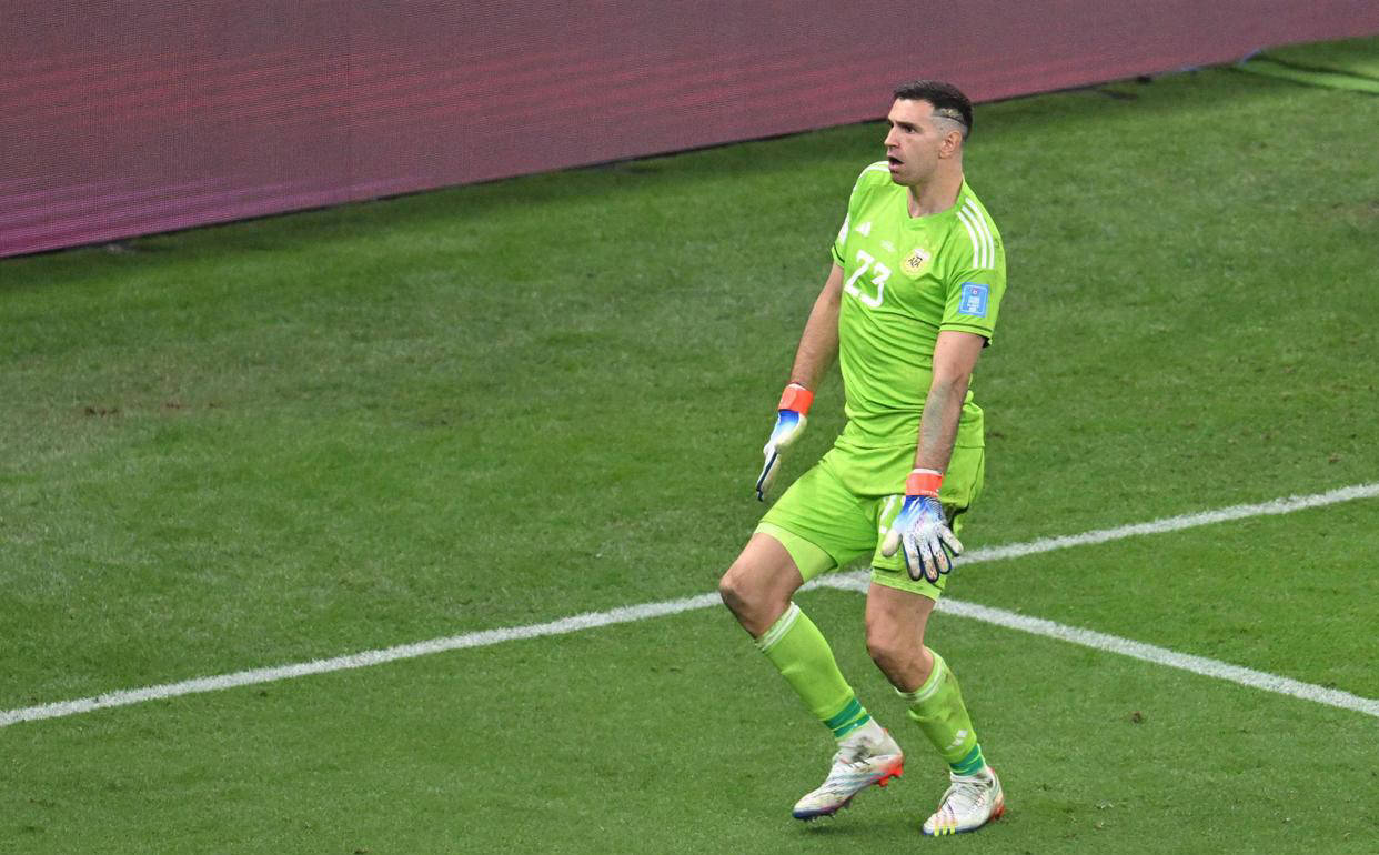 巴萨重磅引援在即！斥资8000万豪购顶级前锋，“效率王”或转投豪门