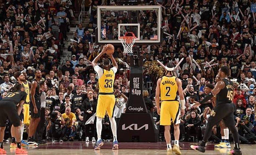 骑士有双塔又如何!步行者内线支柱,扛起防守重任