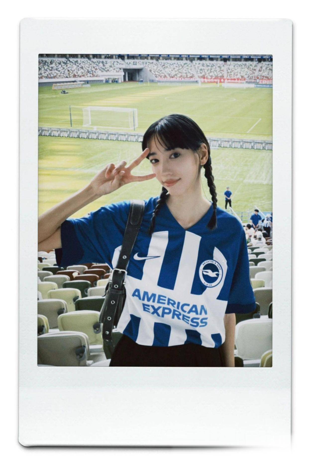 英超联赛：布赖顿三笘薰王者归来，曼彻斯特联遭遇苦主