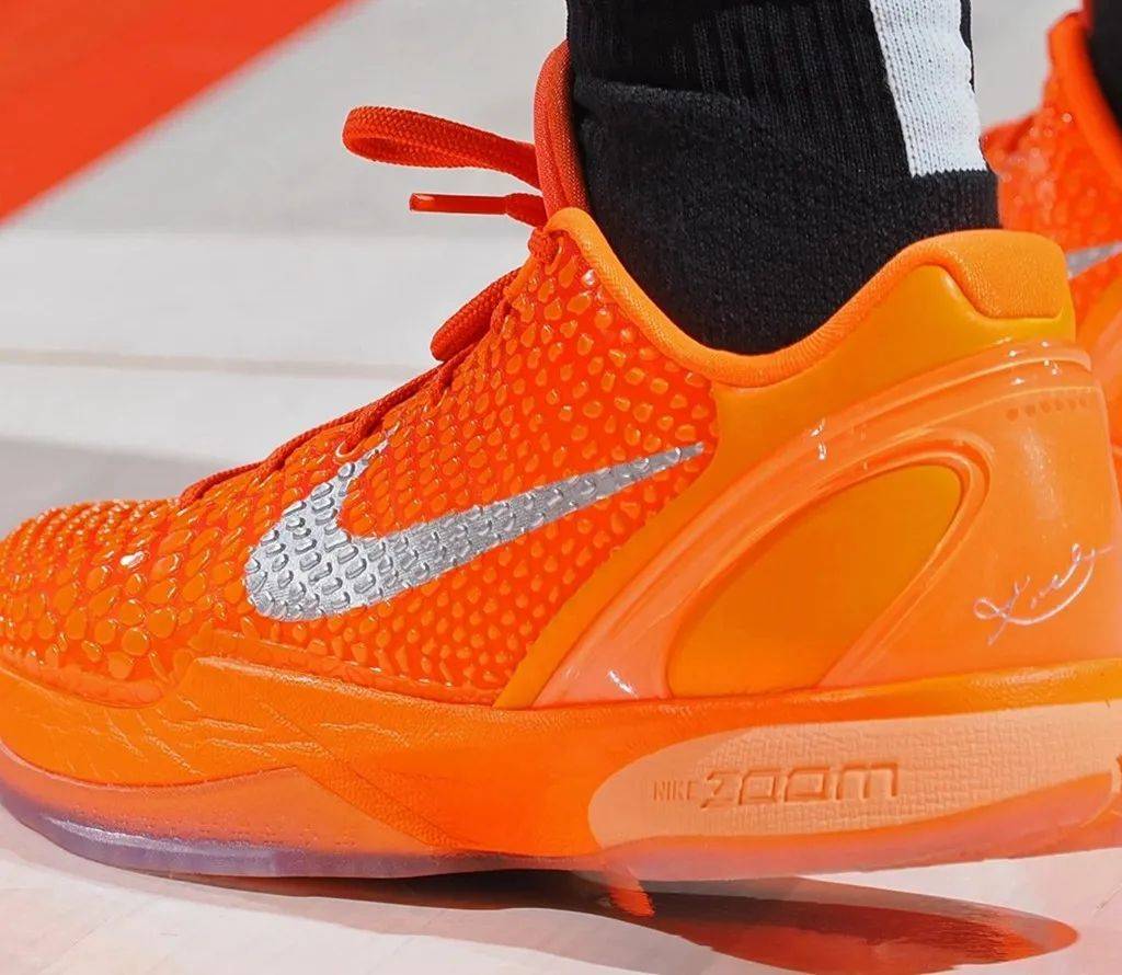 秒杀 NBA?「WNBA 全明星」上脚合集出炉!