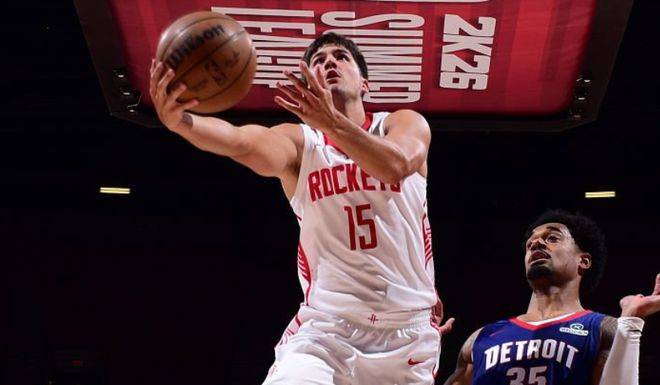 NBA夏联：谢泼德18分4断6失误领一级恶犯火箭负活塞吞两连败