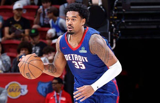 NBA夏联：谢泼德18分4断6失误领一级恶犯火箭负活塞吞两连败