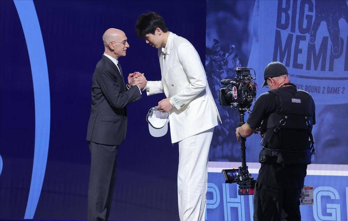 NBA休赛期球队动态一览