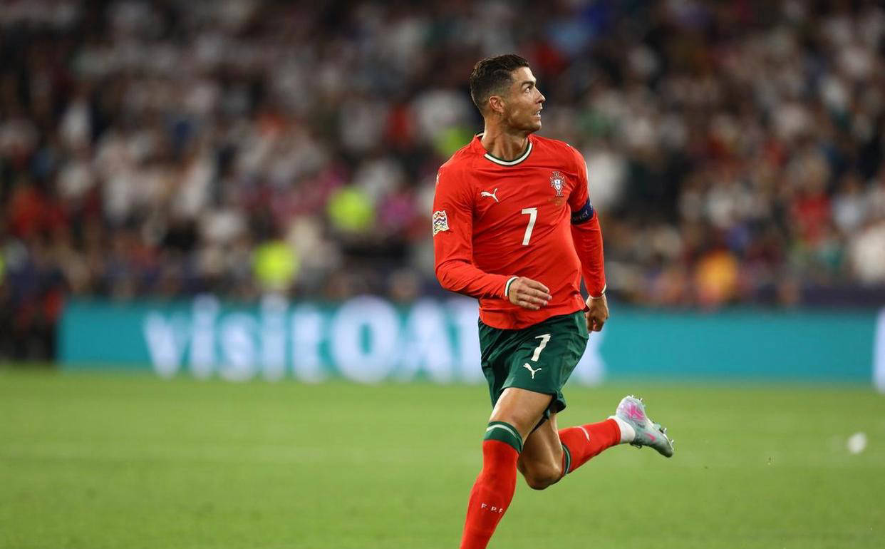 C罗谈退役与现状：享受当下，不考虑未来