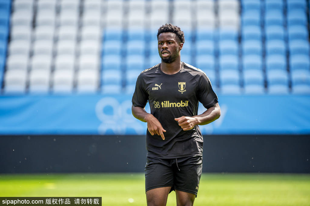 阿森纳新赛季备战：道曼归队、青训直播与转会动态分析