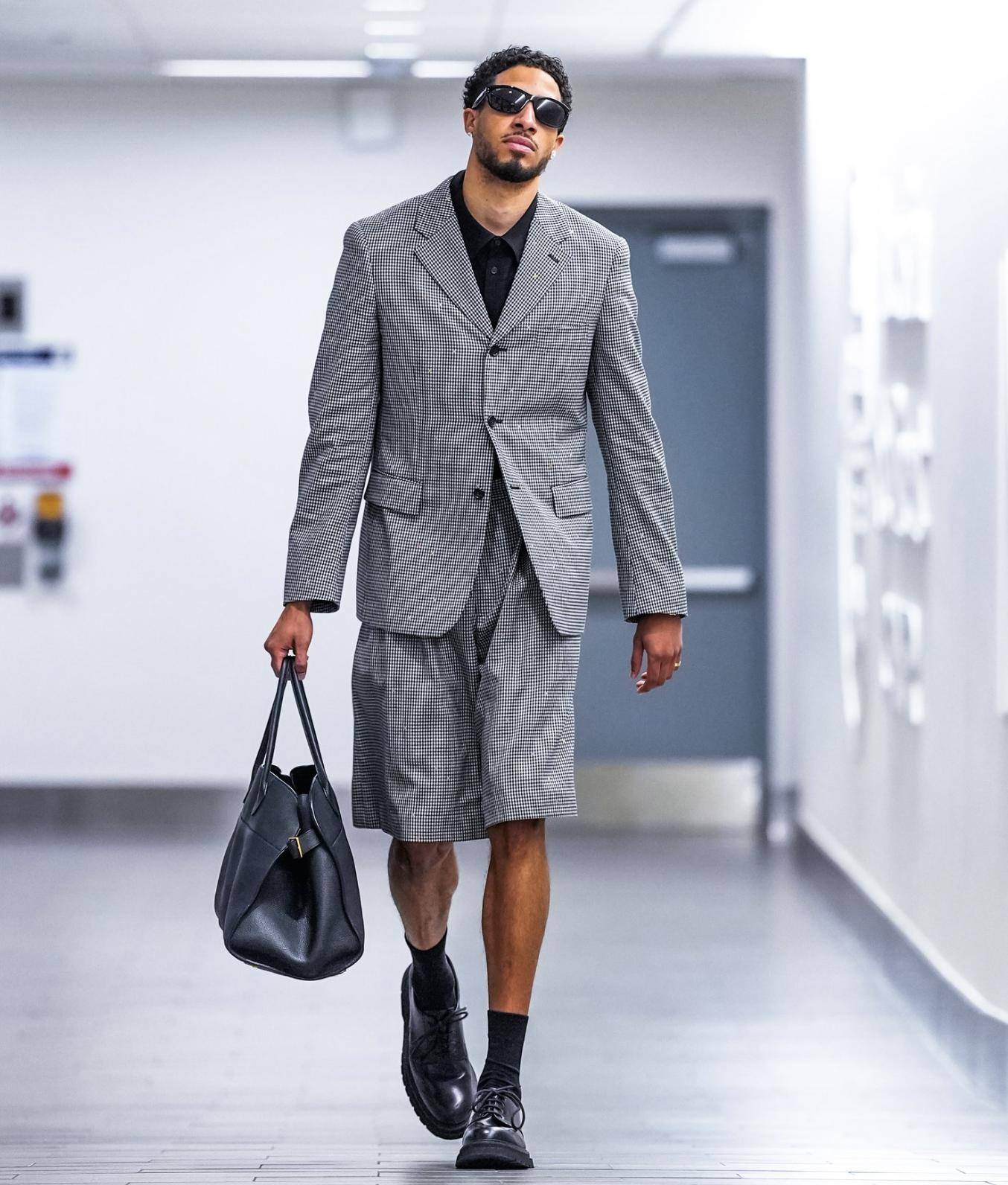 隐身全场,绝杀定胜负!季后赛关键球,仅次詹姆斯