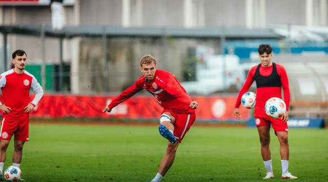 欧会杯：罗森博格迎战美因茨，晋级形势分析