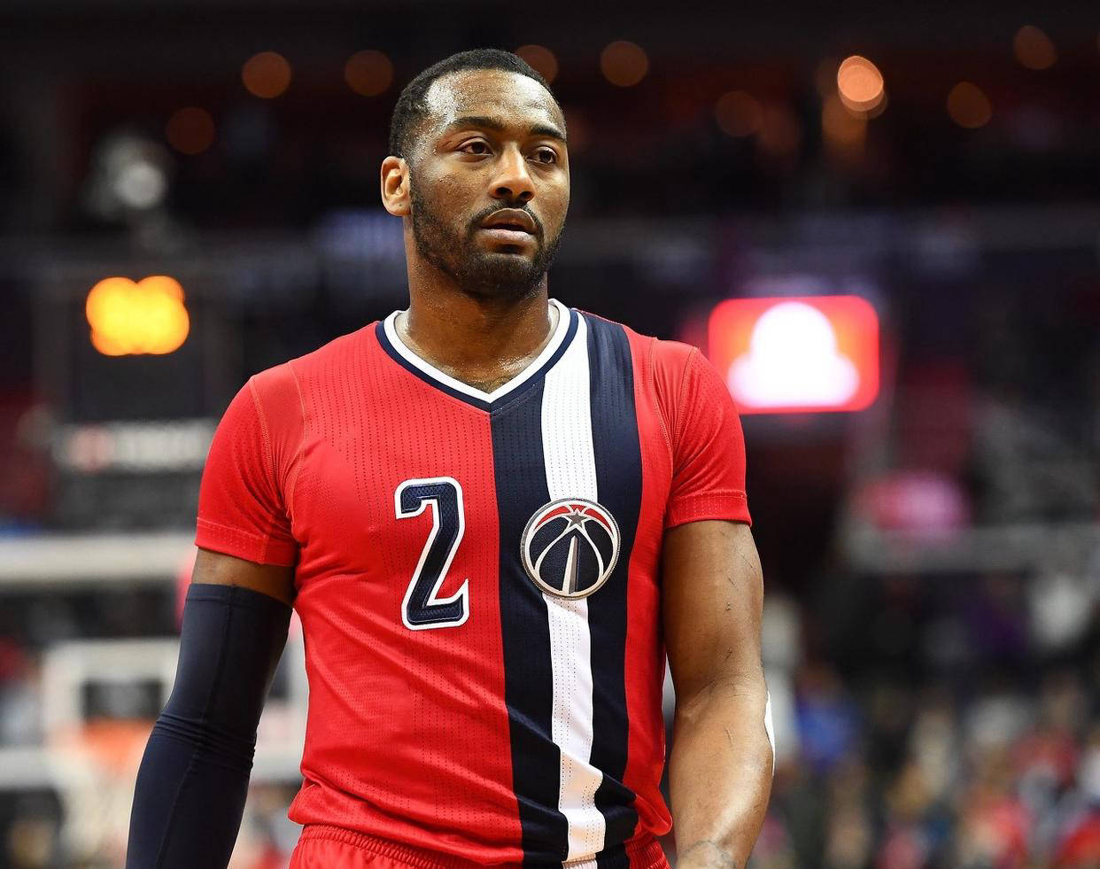 NBA球星约翰-沃尔正式宣布退役