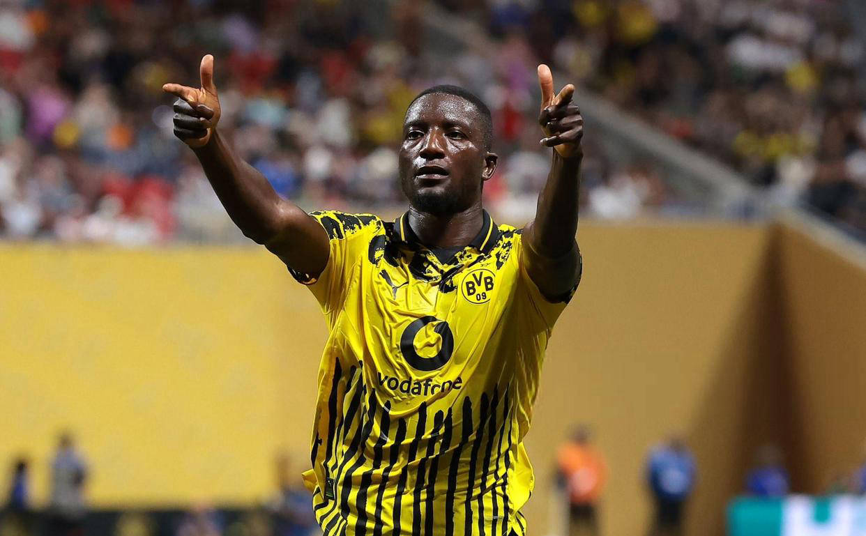 新巴萨阵容崭露头角!弗里克调整球队阵容,备战欧冠!