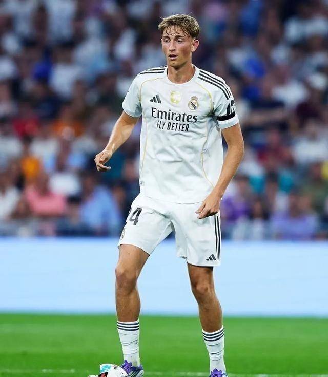 １－０！８．６亿皇马险胜奥萨苏纳，姆巴佩造点＋破门，竟有３处