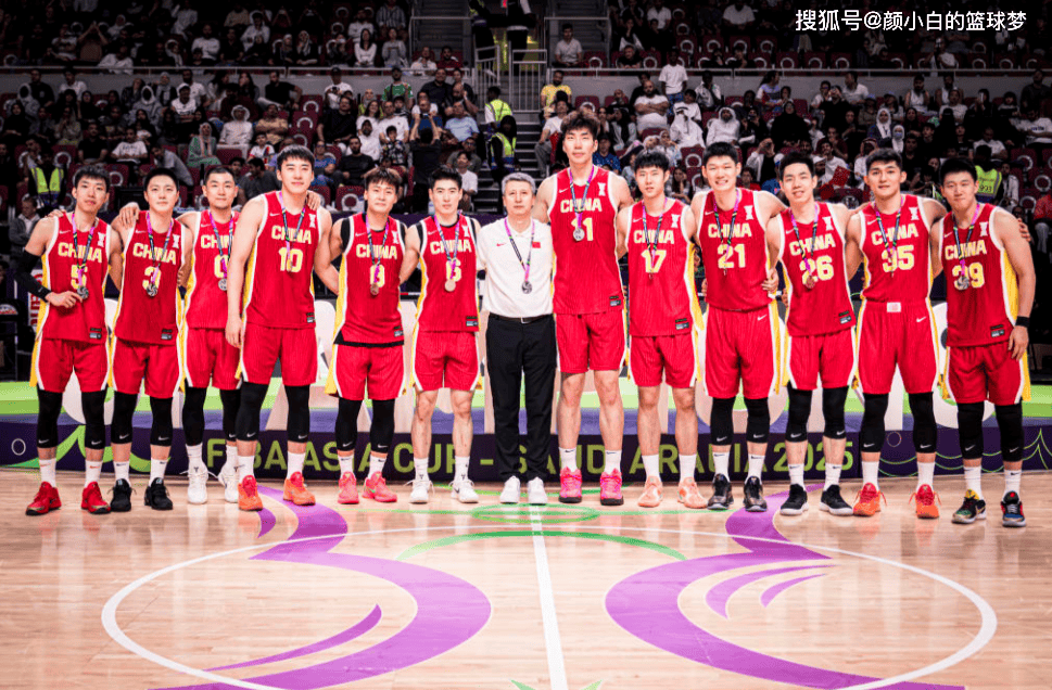 毕尔巴鄂祝贺余嘉豪获亚军!西乙赛程公布需双线作战 将冲西甲席位