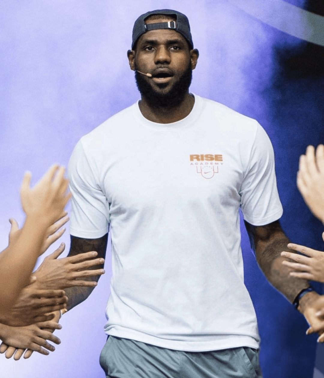 突发！詹姆斯中国行送票！直接免费领，速度...