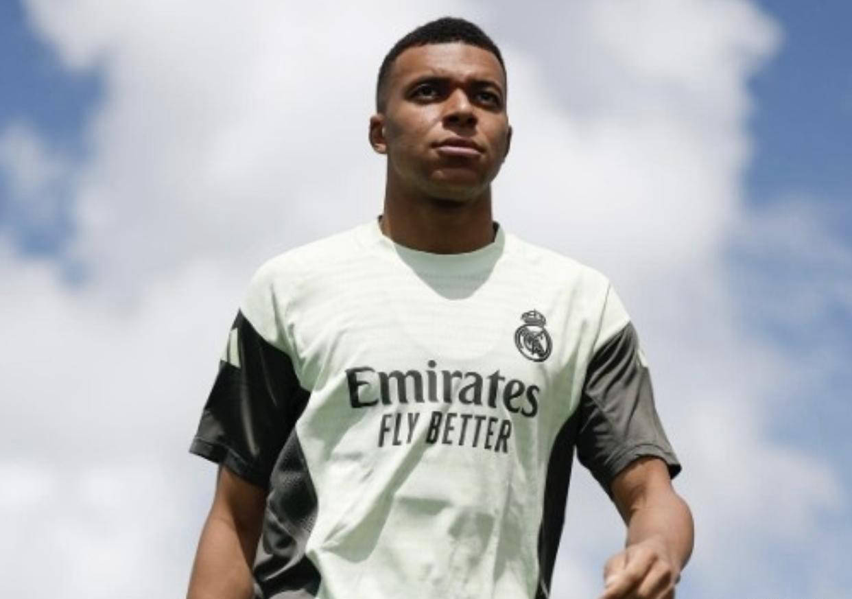 皇马19岁前锋恩德里克:身价翻倍难再现巴萨辉煌