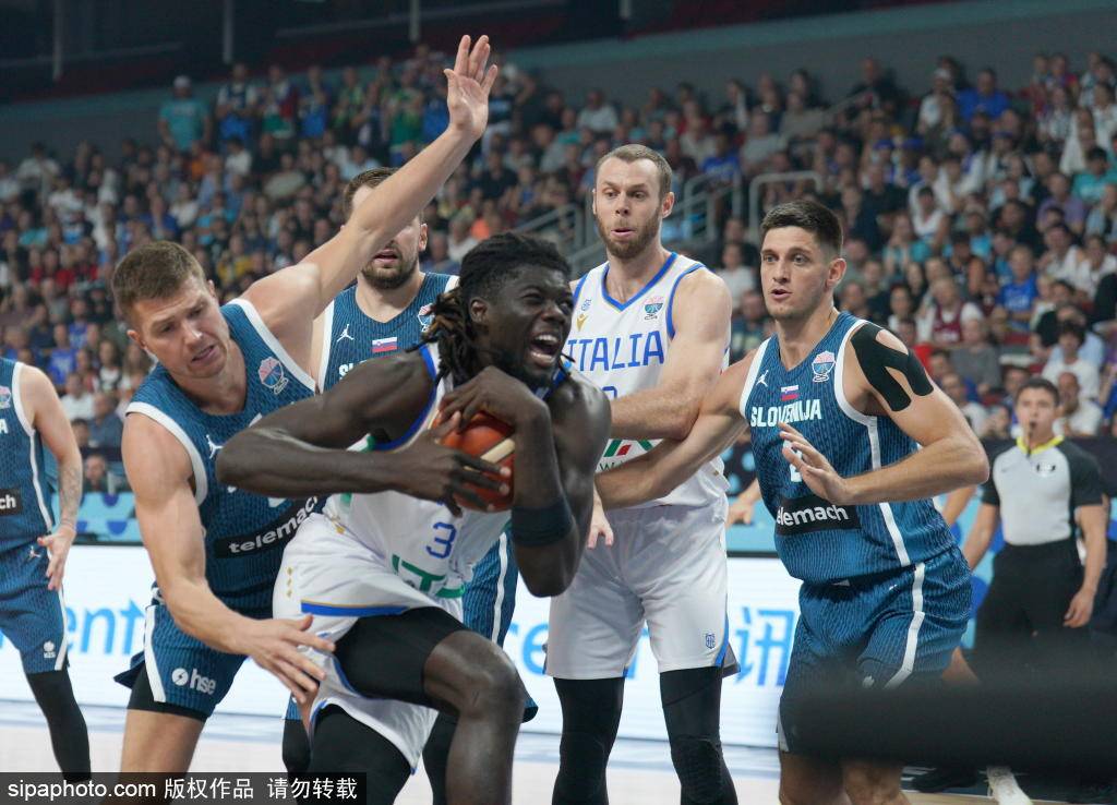 弗朗茨·瓦格纳带领德国力克卢卡·东契奇率领的斯洛文尼亚，冲击欧洲篮球锦标赛冠军