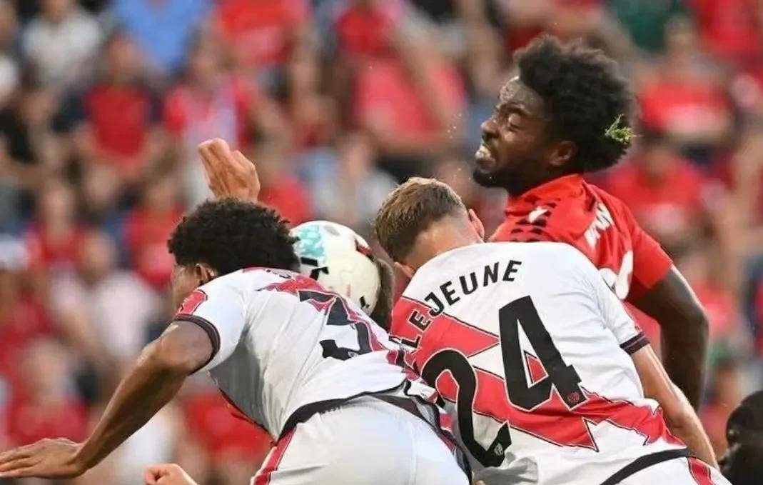 西甲皇马巴萨狂飙，马竞直接崩盘，一支升班马厉害了