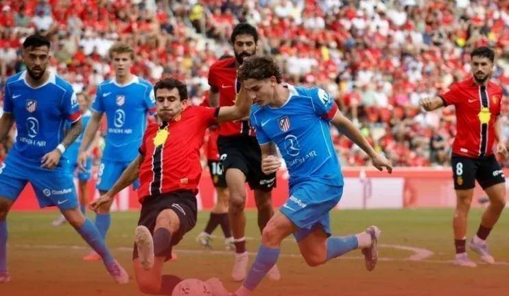 西甲皇马巴萨狂飙，马竞直接崩盘，一支升班马厉害了