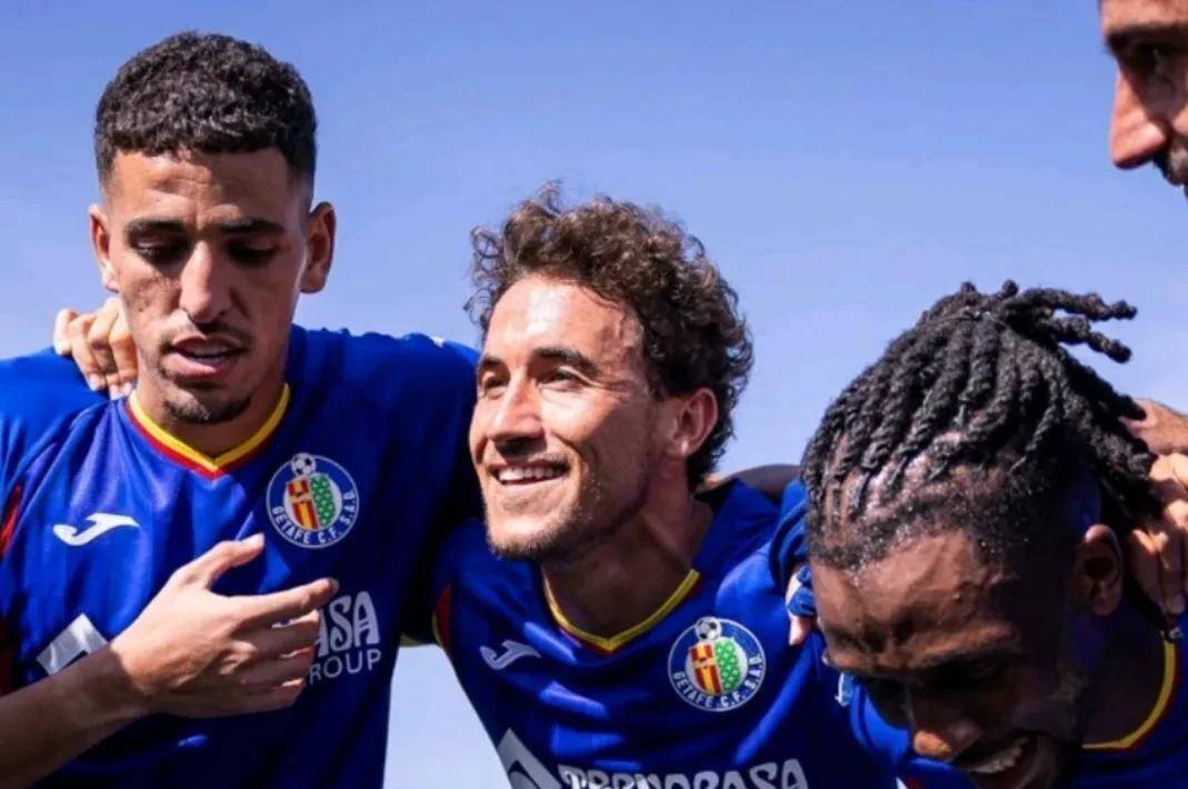 西甲皇马巴萨狂飙，马竞直接崩盘，一支升班马厉害了