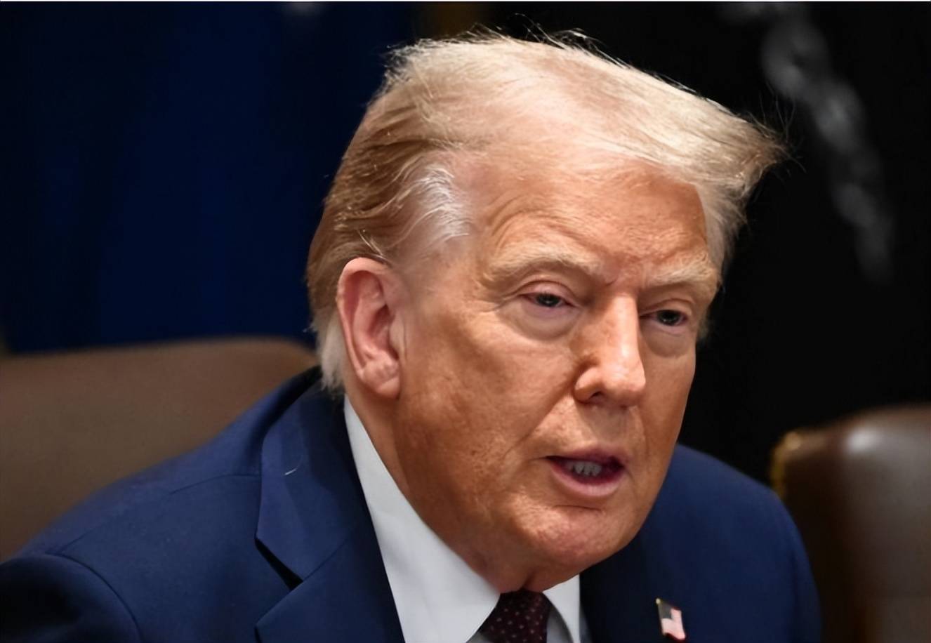 特朗普亚洲之行即将启程，美媒突然爆料：总统准备对中国启动调查