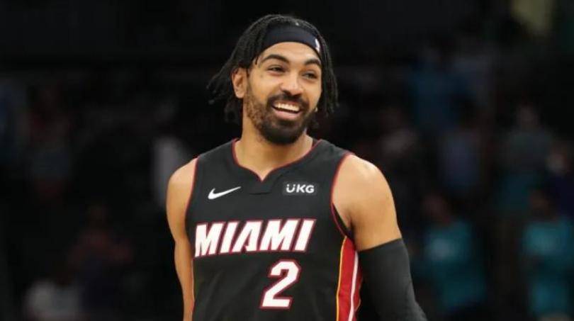 落选秀出身,仅凭一次黑八奇迹拿到3300万合同他是NBA最幸运的人