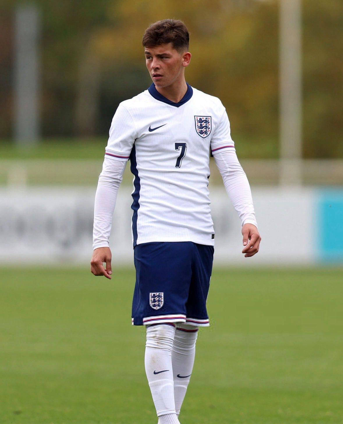 曼联谨慎对待青训新秀莱西,不急于提拔