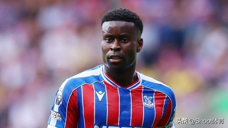 赖顿VS曼城，诺丁汉VS西汉姆联，利物浦VS阿森纳，维拉VS水晶宫