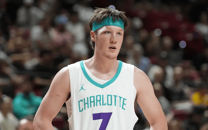 库里三分纪录保不住了？新秀场均3.7记三分，米勒：有望超越库里