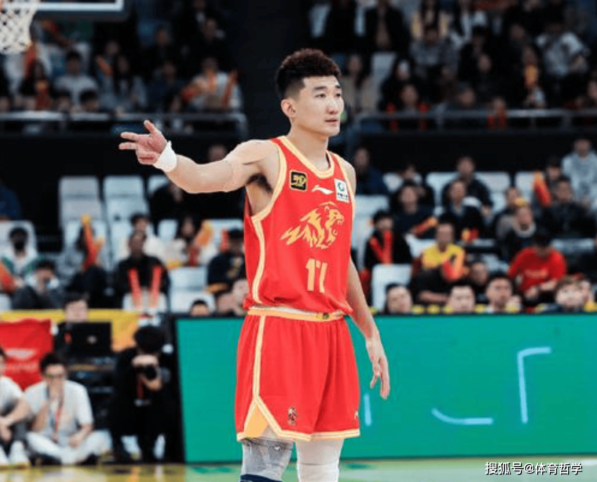 分析CBA4大争冠热门球队的短板，具体如下