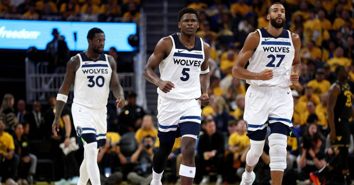 新赛季争冠球队十大短板揭秘：火箭控球湖人防守 勇士遗憾落选