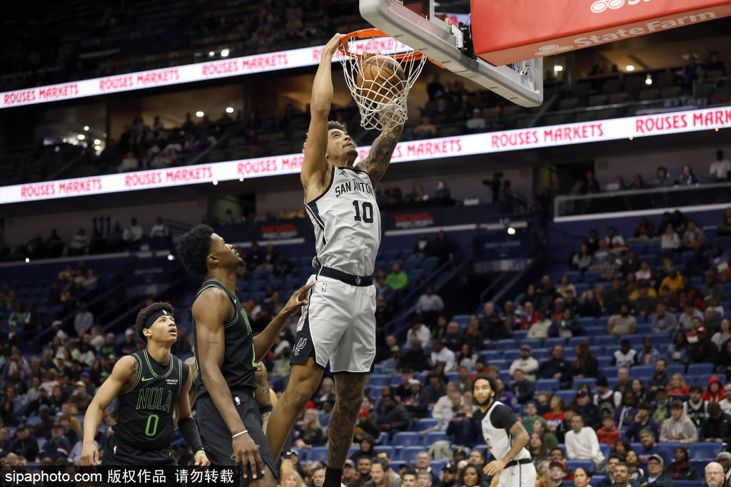 NBA周四赛程：布兰登·米勒领衔扣篮盛宴