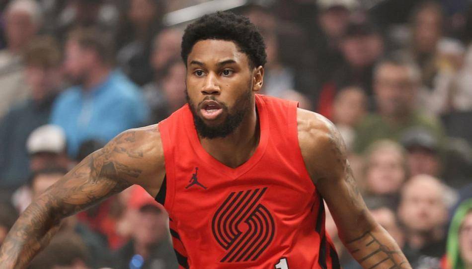 亨德森复出在即，里斯突然报销，开拓者阵容动荡，杨瀚森的机会真来了？